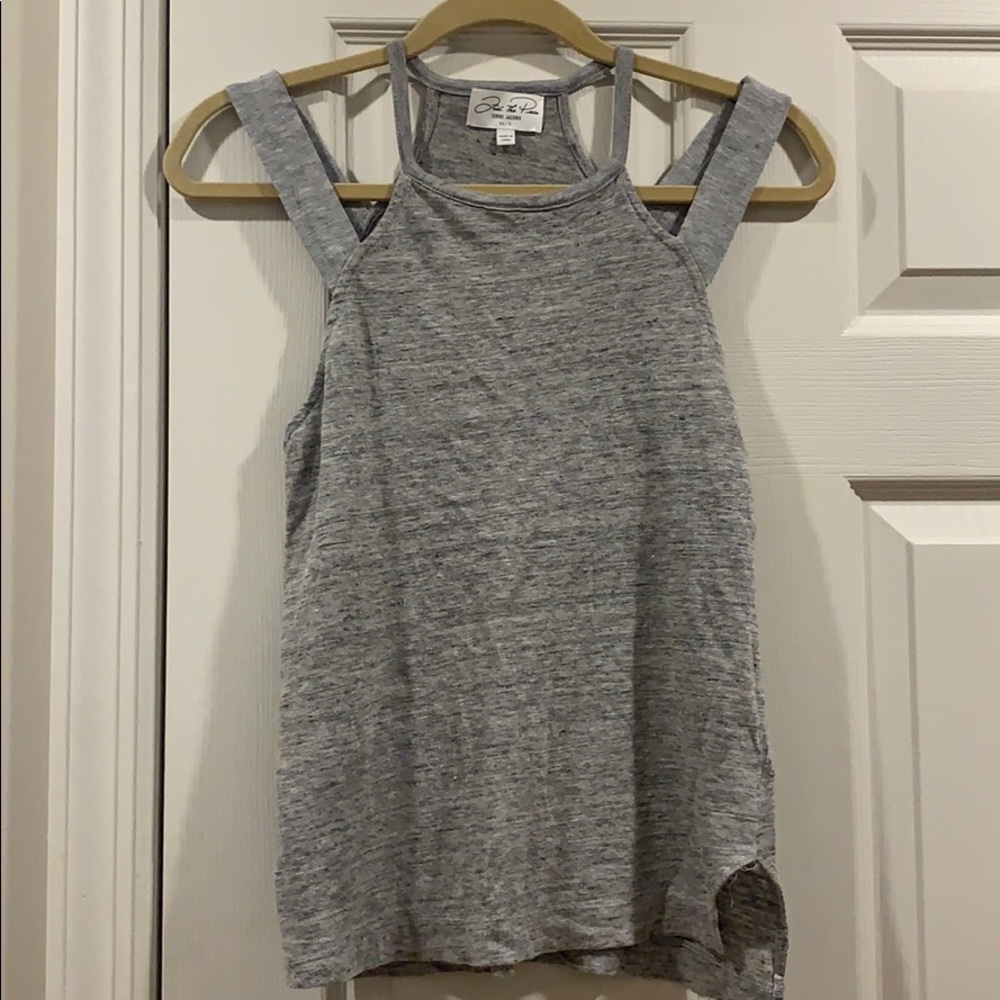 Feel the piece gray tank